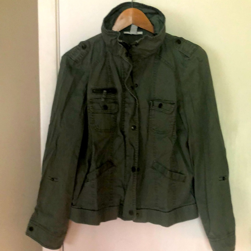 Light weight jacket